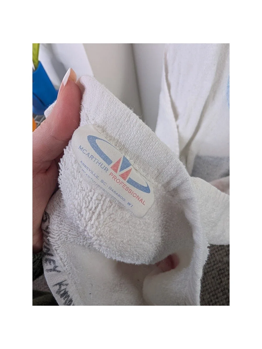 Vintage Crest Toothpaste Bath Towel Beach Red White Blue 28x56